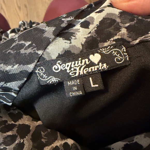 Black and White Animal Print Halter Top with pleats - Picture 2 of 3